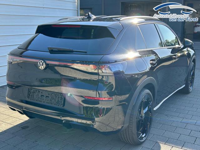 Volkswagen T-Roc R-Line R-Line 1.5 eTSI DSG Neues Modell*AHK*BlackStyle*20"*Matrix*Android Auto*EasyOpen*SHZ*Kamera*ParkAsstPro*ACC*Keyless 