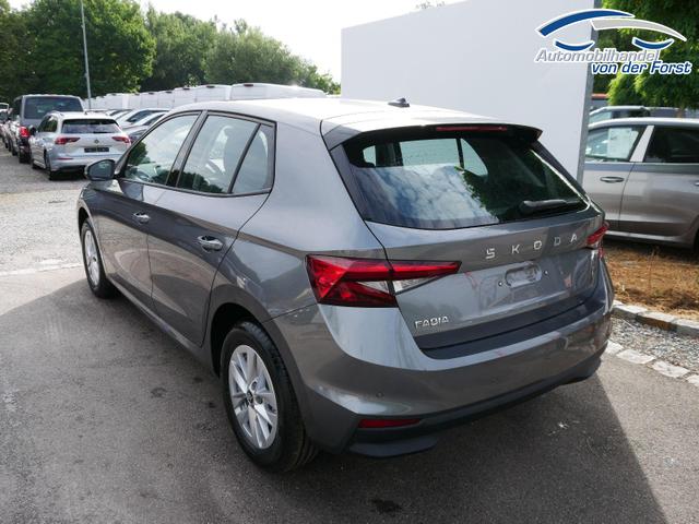 Skoda Fabia Fabia 130 Jahre Selection Fabia 130 Jahre Selection Plus 1,0 TSI DSG*SMARTLINK*PDC*KAMERA*LED*SHZ* 15 ZOLL 