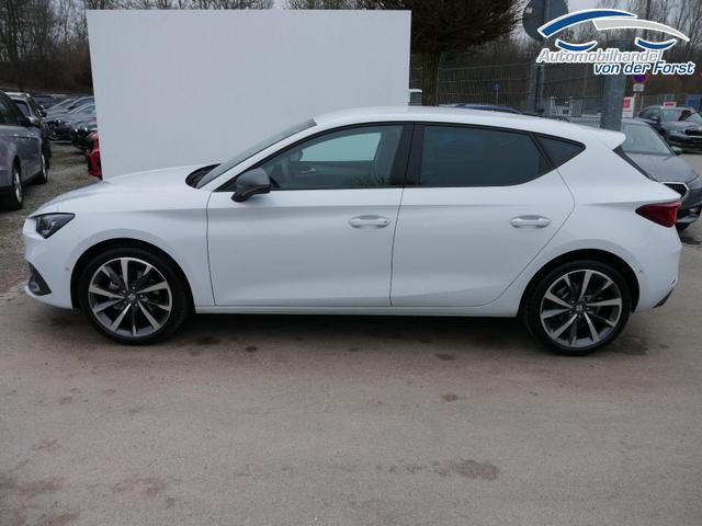 Seat Leon FR Leon FR 2.0 TDI DSG*RFK*NAVI*TEMPOMAT*TRAVEL ASSIST* FULL LINK* KEYLESS-GO* 
