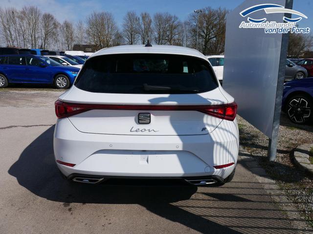 Seat Leon FR 2.0 TDI DSG Leon FR 2.0 TDI DSG*KAMERA*ACC*TEMPOMAT*NAVI*3-ZONE KLIMAAUTOMATIK*VIRTUAL COCKPIT* 