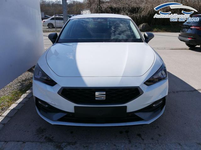 Seat Leon FR 2.0 TDI DSG Leon FR 2.0 TDI DSG*KAMERA*ACC*TEMPOMAT*NAVI*3-ZONE KLIMAAUTOMATIK*VIRTUAL COCKPIT* 