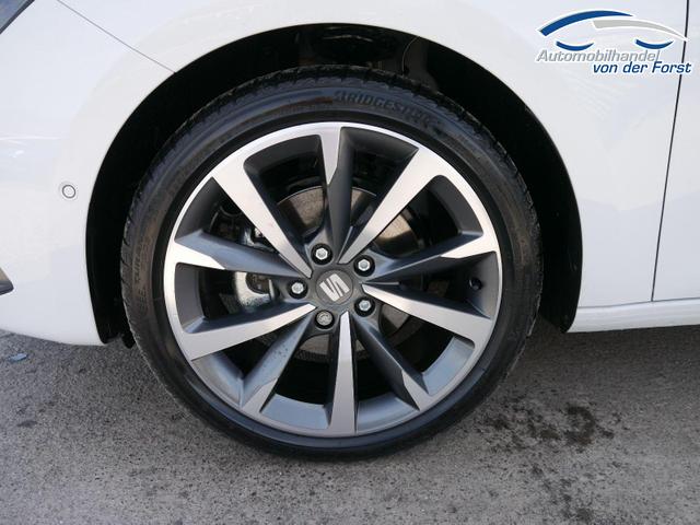 Seat Leon FR 2.0 TDI DSG Leon FR 2.0 TDI DSG*KAMERA*ACC*TEMPOMAT*NAVI*3-ZONE KLIMAAUTOMATIK*VIRTUAL COCKPIT* 