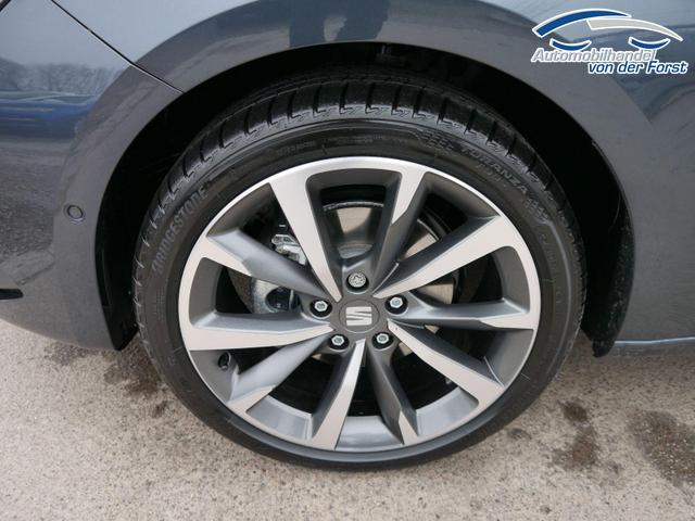 Seat Leon FR 2.0 TDI DSG Leon FR 2.0 TDI DSG*KAMERA*ACC*TEMPOMAT*NAVI*3-ZONE KLIMAAUTOMATIK*VIRTUAL COCKPIT* 