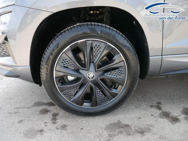 Skoda Karoq Sportline 2.0 TSI 4x4 DSG Sportline 2.0 TSI 4x4 DSG*ACC*AHK-SCHWENKBAR*PDC-HINTEN*KESSY*LENKRADHEIZUNG* 