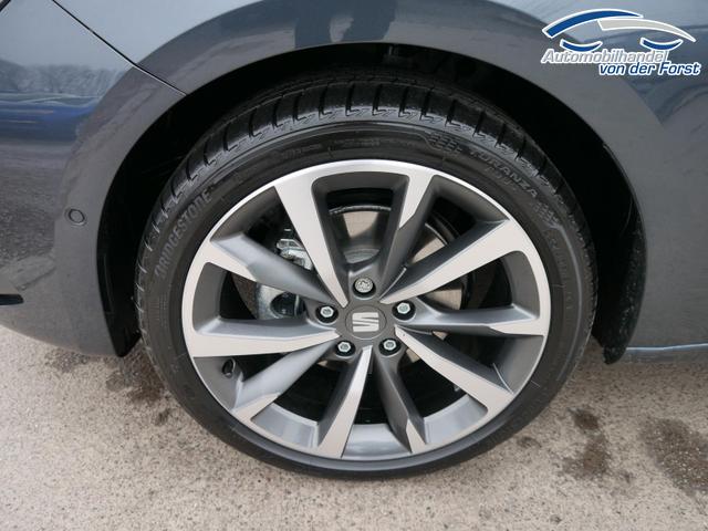 Seat Leon FR 2.0 TDI DSG Leon FR 2.0 TDI DSG*KAMERA*ACC*TEMPOMAT*NAVI*3-ZONE KLIMAAUTOMATIK*VIRTUAL COCKPIT* 