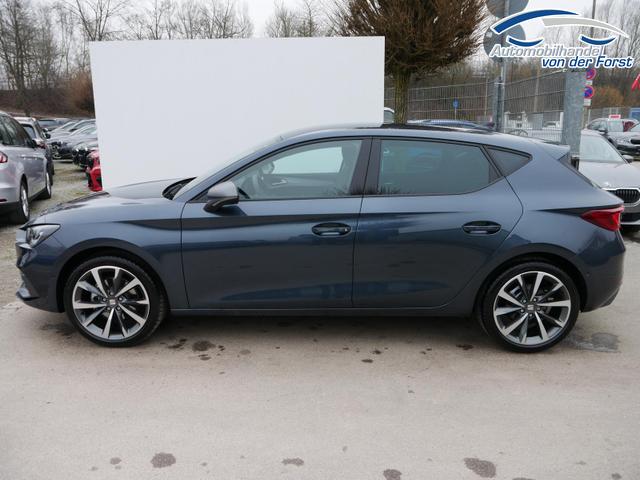 Seat Leon FR 2.0 TDI DSG Leon FR 2.0 TDI DSG*KAMERA*ACC*TEMPOMAT*NAVI*3-ZONE KLIMAAUTOMATIK*VIRTUAL COCKPIT* 