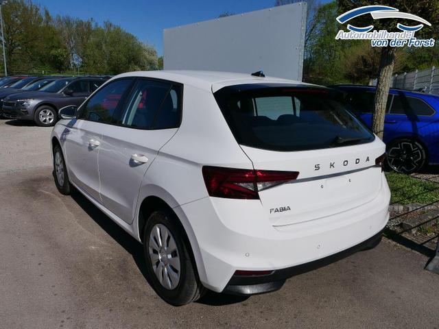 Skoda Fabia Selection Fabia Selection 1.0 TSI DSG*NAVI-&Uuml;BER-SMARTLINK*LED*PDC-HI*SHZ*DAB*KLIMA 