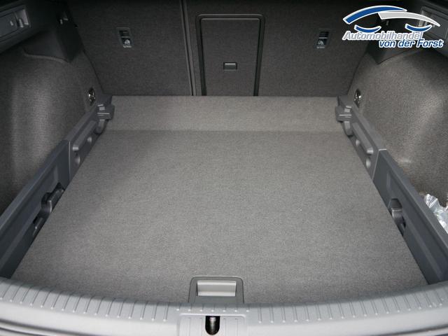 Seat Leon Sportstourer FR 2.0 TDI DSG Leon Kombi FR 2.0 TDI DSG*ACC*AHK-SCHWENKBAR*NAVI*RFK*FULL LINK*TRAVEL ASSIST* 