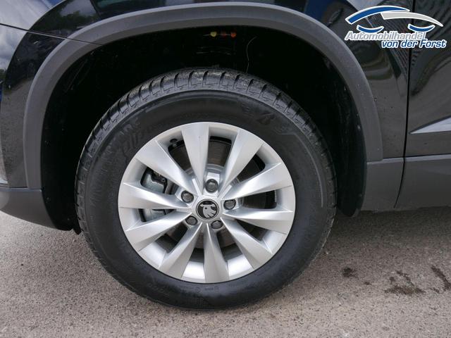 Skoda Karoq Selection 2.0 TDI DSG 4x4 Selection 2.0 TDI DSG 4x4*AHK*TEMPOMAT*SMARTLINK*KLIMAAUTOMATIK*SHZ*LED 