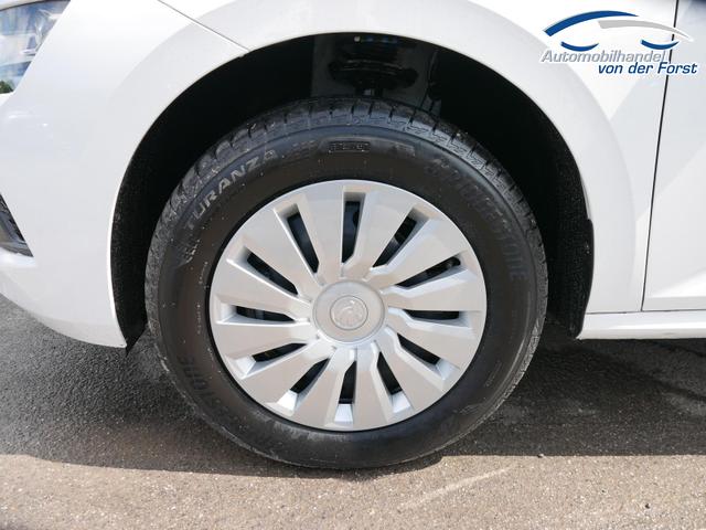Skoda Kamiq Selection Kamiq Selection 1.0 TSI DSG*AHK-SCHWENKBAR*TEMPOMAT*PDC-HINTEN*KEYLESS-GO*SHZ* 