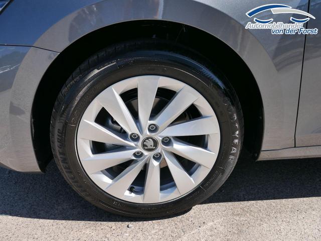 Skoda Octavia Combi Selection Selection 2.0 TDI DSG*AHK-SCHWENKBAR*ACC*LED*PDC*SHZ*SMARTLINK 