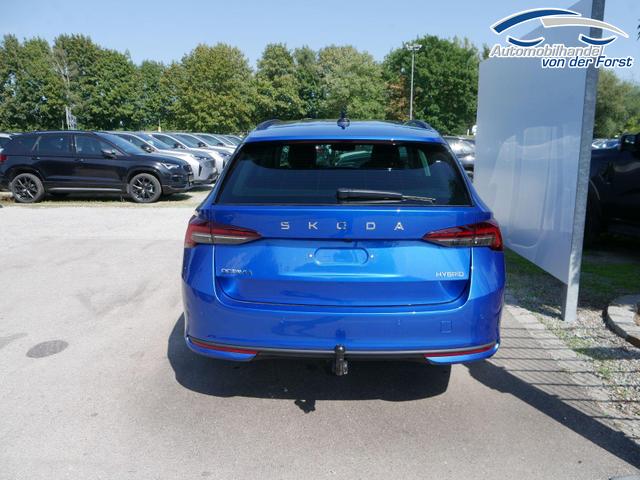 Skoda Octavia Combi Selection Selection 1.5 TSI mHEV DSG*AHK-SCHW*ACC*PDC*LED*SHZ*SMARTLINK*KLIMA 
