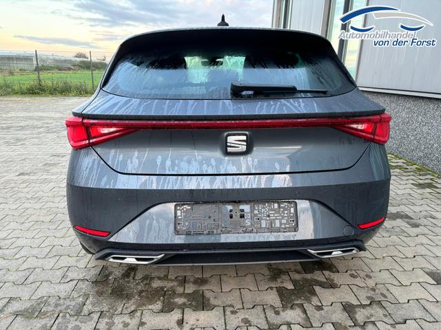 Seat Leon "Style FAMILY" LIEFERUNG KOSTENLOS! 1.5 eTSI Mild-Hybrid 115PS DSG/AUTOMATIK, 5J. Garantie, 16" Alu, 3-Zonen-Climatronic, Winterpaket, Rückfahrkamera, Parksensoren vorn/hinten, Adaptiver Tempomat, Armlehne, Fernlichtassistent, Media System PLUS 10,4", Full Digital Cockpit 