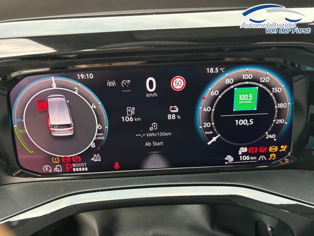 Volkswagen T7 California "Beach CAMPER" LIEFERUNG KOSTENLOS & PREISGARANTIE* 1.5 eHybrid (Plug-In-Hybrid) 245PS ALLRAD DSG (AUTOMATIK), 17" Alu, Mini-Küche, Privacy-Glas, Aufstelldach, Klimaanlage, Parksensoren vorne und hinten, Digital Cockpit Pro, Radio Ready2Discover 10" + Wireless App-Connect,SIDE ASSIST, ACC, LED-Scheinwerfe 