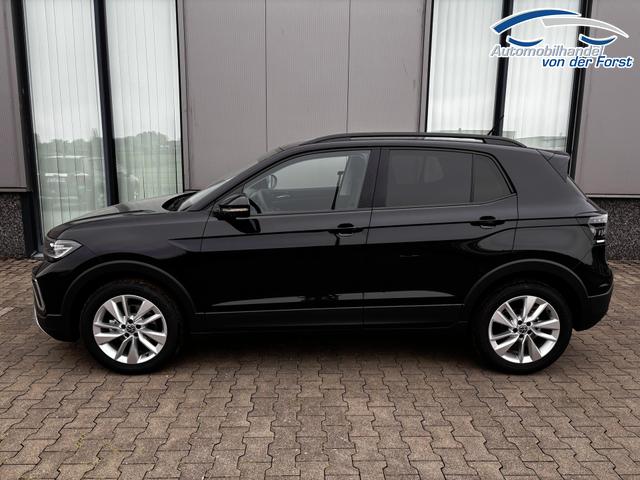 Volkswagen T-Cross "Life" 1.5 TSI 150PS DSG/AUTOMATIK, Deep-Black-Metallic, Parksensoren v/h, Rückfahrkamera, Privacy-Glas, Sitzheizung, Climatronic, IQ LIGHT MATRIX-LED, Radio Ready2Discover+App-Connect, 17" Alu, KEYLESS, Lendenwirbelstütze, M-Lederlenkrad, Dachreling 