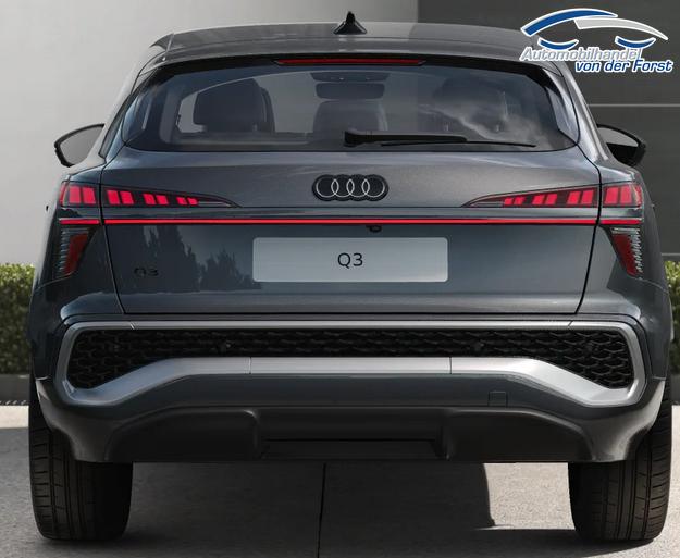Audi Q3 Sportback "Q3 SPORTBACK Basis" LIEFERUNG KOSTENLOS & PREISGARANTIE* 2.0 TFSI 204PS quattro (Allrad) S-Tronic (Automatik), 17" Alu, MMI Navigation plus, Elektr. Heckklappe, Einparkhilfe plus, 3-Zonen-Klimaautomatik, Soundsystem, Sitzheizung vorne, Privacy Glas, Lederlenkrad 