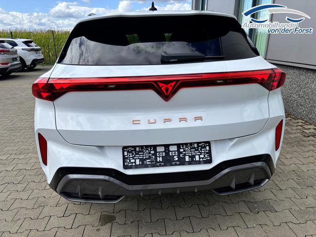 Cupra Terramar "VZ" LIEFERUNG KOSTENLOS & PREISGARANTIE* 1.5 e-HYBRID (Plug-In-Hybrid) 272PS DSG, 5 Jahre Garantie, 19" Alu, Elektr. Heckklappe, 3-Zonen-Climatronic, DCC, ACC/Tempomat, Alarm, Kessy, Privacy-Glas, Parksensoren vorn/hinten, Rückfahrkamera, Media 12,9" + Full Link, M-Lederlenkrad beheizt 