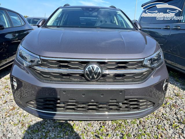 Volkswagen Taigo "Life" 1.5 TSI 150PS DSG/AUTOMATIK, Rauch-Grau-Metallic, 17" Alu Aberdeen, MATRIX-LED, Sitzheizung, Climatronic, Parksensoren vorn/hinten, Rückfahrkamera, Radio Ready2Discover + Wireless App-Connect, Keyless Access, Licht-/Sicht, Privacy-Glas, M-Lederlenkrad 