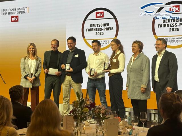 Seat Arona "FR Edition" LIEFERUNG KOSTENLOS! 1.5 TSI 150PS DSG/AUTOMATIK, 5J Garantie, Sitzheizung, Climatronic, ACC, M-Lederlenkrad, 17" Alufelgen, KESSY, Privacy, R&uuml;ckfahrkamera, Parksensoren v/h, Radio 8,25"/Bluetooth + FULL-LINK, LED-Scheinwerfer/LED-R&uuml;ckleuchten, Nebelscheinwerfer 