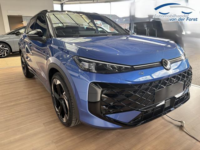 Volkswagen T-Roc (NEUES MODELL) "Trend" LIEFERUNG KOSTENLOS & PREISGARANTIE* 1.5 eTSI mild-hybrid 116PS DSG (AUTOMATIK), Climatronic, Parksensoren vorne/hinten, Radio 10,3" + Wireless App-Connect, Toter-Winkel-Warner, Tempomat, M-Lederlenkrad, Armlehne vorn, LED-Scheinwerfer, Dachreling 