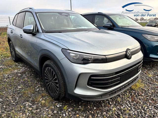 Volkswagen Tiguan "Life" Inkl. KOSTENLOSE LIEFERUNG! 1.5 eTSI 150PS DSG, Silber-Met, 18" Alu NAPOLI, LED-PLUS-SCHEINWERFER, ELEKTR. HECKKLAPPE, KEYLESS ACCESS, PRIVACY-GLAS, DACHRELING, WINTER-PAKET, ACC, Park Assist, Parksensoren, Kamera, 3-Zonen-Climatronic, Radio/Wireless App-Connect, Digitales Cockpi 