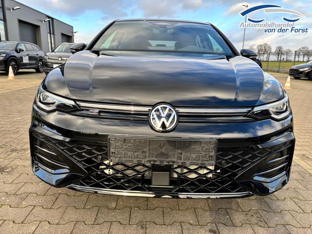 Volkswagen Golf "R-Line" LIEFERUNG KOSTENLOS & PREISGARANTIE* 1.5 eTSI (Mild-Hybrid) 150PS DSG (AUTOMATIK), WINTERPAKET, 17" Alu, Sportsitze, Sportfahrwerk, Abgedunkelte Scheiben, Adaptiver Tempomat ACC, Digital Cockpit Pro, LED-Scheinwerfer, Radio2Discover 12,9" + App-Connect, Parksensoren vo/hi, R&uuml;ckfahrkamera 