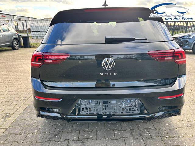 Volkswagen Golf "R-Line" LIEFERUNG KOSTENLOS & PREISGARANTIE* 1.5 eTSI (Mild-Hybrid) 150PS DSG (AUTOMATIK), WINTERPAKET, 17" Alu, Sportsitze, Sportfahrwerk, Abgedunkelte Scheiben, Adaptiver Tempomat ACC, Digital Cockpit Pro, LED-Scheinwerfer, Radio2Discover 12,9" + App-Connect, Parksensoren vo/hi, R&uuml;ckfahrkamera 