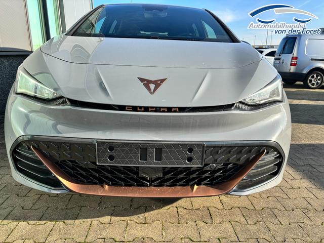Cupra Born "Basis" INKL. LIEFERUNG KOSTENLOS & PREISGARANTIE* 60 kWh, Systemleistung: 204PS, Reichweite WLTP: 428 km, 5 Jahre Garantie, 19"Alu, Climatronic, Winterpaket, Abgedunkelte Scheiben, NAVI 12,9", ACC, 360&deg; Kamera, Parkassistent inkl. PDC v/h, KESSY, Alarm, M-Lederlenkrad beheizt, Voll-LED-Scheinwerfer 