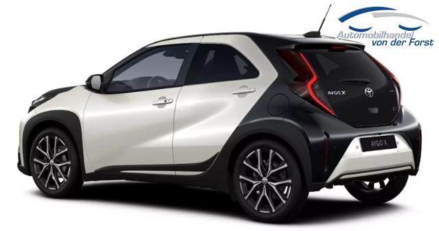 Toyota Aygo X "GR Sport" LIEFERUNG KOSTENLOS! 1.5 Hybrid 115PS CVT/AUTOMATIK, 3J Garantie, 18" Alufelgen, Smart Entry, Dach schwarz, Privacy-Glas, Sitzheizung, Parksensoren v/h, R&uuml;ckfahrkamera, 2-Zonen-Klimaautomatik, Audiosystem 10,5" + Cloud-NAVI, Lederlenkrad, ACC, LED-Scheinwerfer, JBL-SOUND 