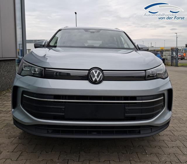 Volkswagen Tiguan "Life" Inkl. KOSTENLOSE LIEFERUNG! 1.5 eTSI 150PS DSG, Silber-Met, 18" Alu NAPOLI, LED-PLUS-SCHEINWERFER, ELEKTR. HECKKLAPPE, KEYLESS ACCESS, PRIVACY-GLAS, DACHRELING, WINTER-PAKET, ACC, Park Assist, Parksensoren, Kamera, 3-Zonen-Climatronic, Radio/Wireless App-Connect, Digitales Cockpi 