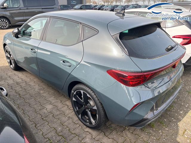 Cupra Leon "CUPRA" LIEFERUNG KOSTENLOS & PREISGARANTIE* 1.5 TSI 150PS 6-Gang, 5 Jahre Garantie, EDGE-PAKET, WINTER-PAKET, 18" Alufelgen, Voll-LED-Scheinwerfer, 3Z-Climatronic, ACC/Tempomat, Digitales Cockpit, Full Link, Parksensoren v/h, Privacy-Glas, Multifunktions-Lederlenkrad, LED-Nebelscheinwerfer 