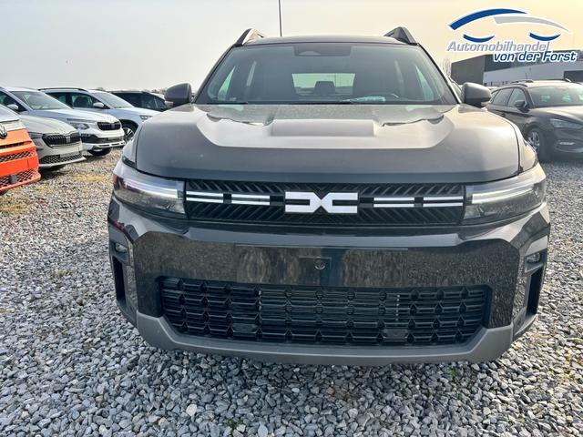 Dacia Bigster "Journey" LIEFERUNG KOSTENLOS! hybrid 155 (FULL-HYBRID) (Benzin+Elektro) AUTOMATIK, SCHWARZ-MET + WINTER-PAKET (Vordersitze, Lenkrad, Frontscheibe beheizt) + PARKING (Toter-Winkel, 360&deg;Kamera, Parksensoren vorn/hinten), Klimaautomatik, Privacy, NAVI, ELEK. HECKKLAPPE, 18" Alu, ACC 