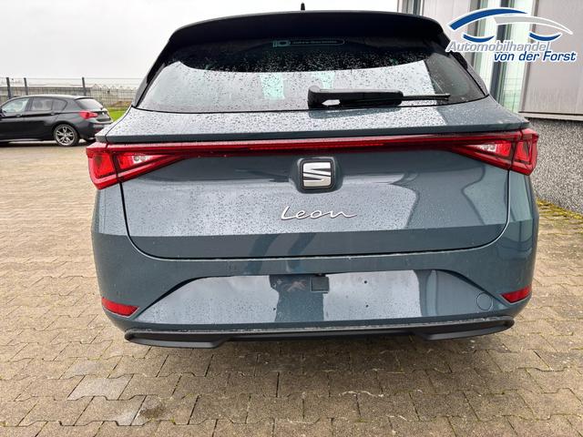 Seat Leon Sportstourer "Style" LIEFERUNG KOSTENLOS & PREISGARANTIE! 1.5 TSI 115PS, Fjord-Blau, 5 Jahre Garantie, 16" ALU, MATRIX-LED, Privacy-Glas, Winter-Paket, 3-Zonen-Climatronic, ParkAssist, Parksensoren v/h, R&uuml;ckfahrkamera, Radio 10,4" + Full-Link, Tempomat, M-Lederlenkrad, variabler Ladeboden 