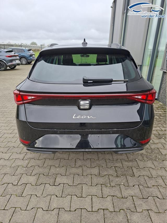 Seat Leon Sportstourer "Style" LIEFERUNG KOSTENLOS & PREISGARANTIE! 1.5 TSI 115PS, SCHWARZ-METALLIC, 5 Jahre Garantie, 16" ALU, MATRIX-LED, Privacy-Glas, Winter-Paket, 3-Zonen-Climatronic, ParkAssist, Parksensoren v/h, R&uuml;ckfahrkamera, Radio 10,4" + Full-Link, Tempomat, M-Lederlenkrad, variabler Ladeboden 