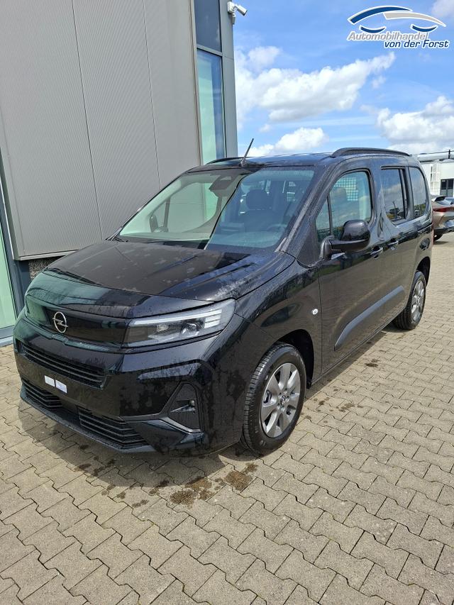 Opel Combo N1 Edition 1.5 Diesel 130PS AUTOMATIK, 5-Sitzer, Karbon-Schwarz Metallic, NAVI, Parksensoren hinten, R&uuml;ckfahrkamera, KEYLESS, 2-Zonen-Klimaautomatik, Schiebet&uuml;re links/rechts, 16" Alu, Abgedunkelte Scheiben hinten, Tempomat, IntelliLux Matrix-Licht 