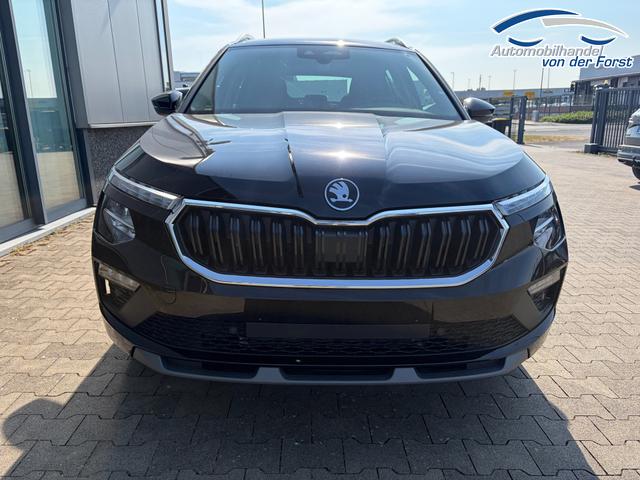 Skoda Kamiq SONDERAKTION "Selection" Lieferung frei Haus! 1.0 TSI 115PS, 5J GARANTIE, Schwarz-METALLIC, ELEKTR. HECKKLAPPE, ANH&Auml;NGERKUPPLUNG, BEH. FRONTSCHEIBE, Sitzheizung, Lenkradheizung, Ladeboden var, ACC, SIDE Assist, Virtual Cockpit 10", Parksensoren v/h, Kamera, KESSY, Privacy-Glas, 16" Alu, Climatronic 