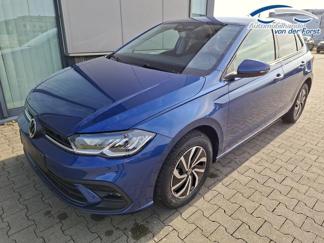 Volkswagen Polo "Special" LIEFERUNG KOSTENLOS! 1.0 TSI 95PS, 4 Jahre VW-Garantie, ANH&Auml;NGERKUPPLUNG, 15" ALU, SITZHEIZUNG, Parksensoren VORNE & hinten, R&uuml;ckfahrkamera, M-Lederlenkrad, READY2DISCOVER, APP-CONNECT, Armlehne vorne, Induktionsladen Smartphone, Abgedunkelte Scheiben, RESERVERAD, NSW 