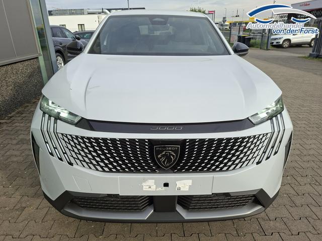 Peugeot 3008 "Allure" Hybrid 145PS e-DCS6 (Automatik), Wei&szlig;-Metallic, ANH&Auml;NGERKUPPLUNG, Panorama-Navigations-Paket, Grip-Control-Paket, 19" ALU, Beh. Frontscheibe, Trennnetz, Adaptiver Tempomat, Toter-Winkel, 360&deg;Kamera, Parksensoren vorn/hinten, Lenkradheizung, Alarmanlage 