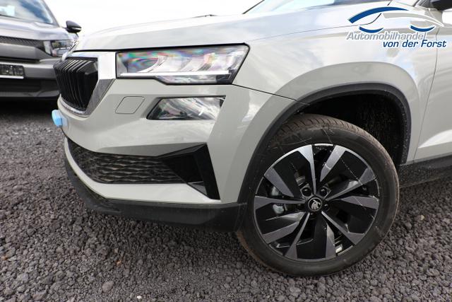 Skoda Karoq Selection Karoq DSG Pano AHK NavC SideA Leder ACC Kessy 