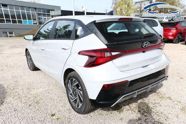 Hyundai i20 i20 Select Navi DigCo 16Z CarPlay Kam PDC Temp 