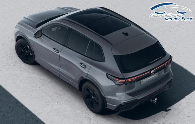 Volkswagen Tiguan R-Line Tiguan R-Line Pano BlackP Nav Matrix LM19Z PrivG 