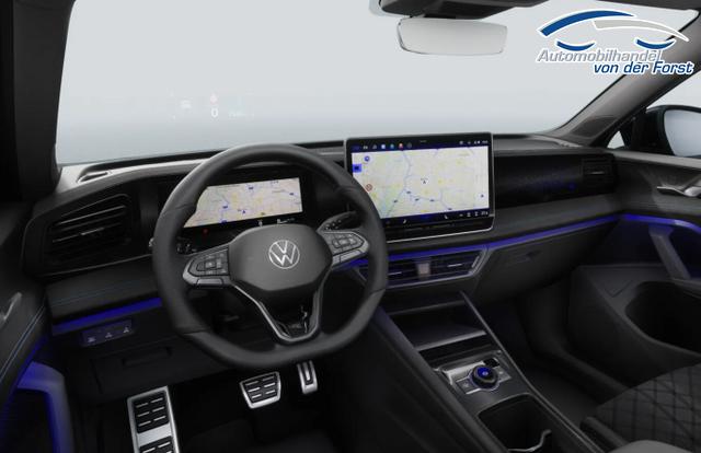 Volkswagen Tiguan R-Line Tiguan R-Line Pano BlackP Nav Matrix LM19Z PrivG 