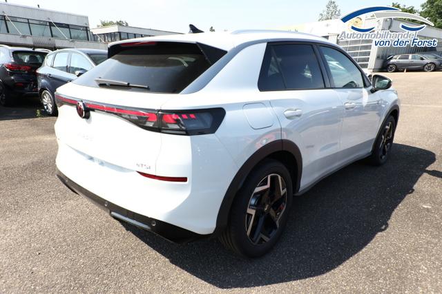 Volkswagen T-Roc R-Line T-Roc R-Line EasyO AHK 5JGar Kam ParkAss+ PrivG 