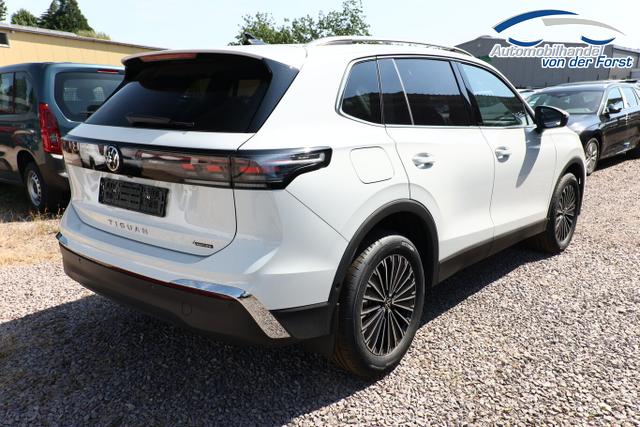 Volkswagen Tiguan Eleg. 4M Nav DCC+ LED+ SHZ eHk KeyL ParkA 