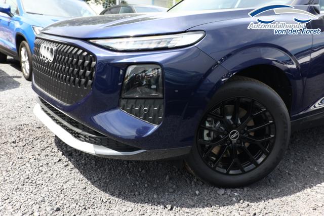 Audi Q3 Intense Tech LED+ KlimaP MMI+ Keyl PrivG 18Z eHK PDC+ 