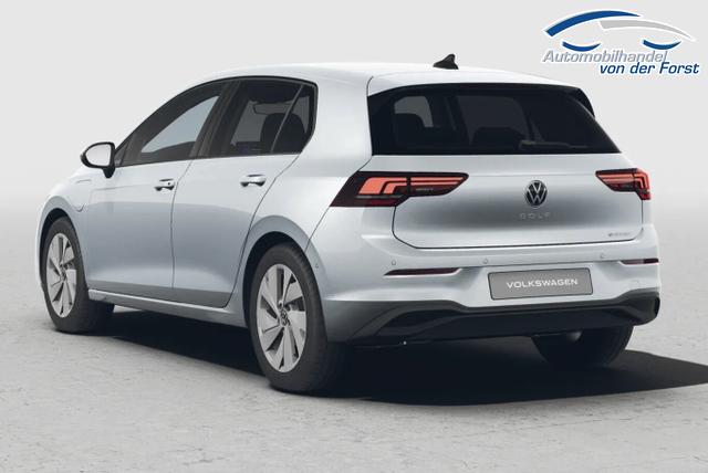 Volkswagen Golf PHEV KeyL SHZ ParkAssPro LM17 KAM PrivG ACC 