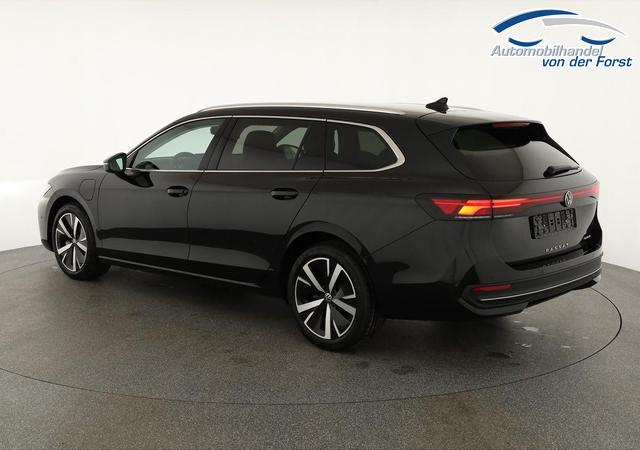 Volkswagen Passat Variant 1.5 TSI eHybrid 150 kW Business Passat Variant 1.5 eHybrid Business, HuD, 18-Zoll, Navi Pro, AHK, sofort 