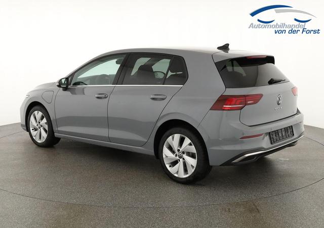 Volkswagen Golf 1.5 TSI eHybrid 150 kW Edition 50 Golf VIII 1.5 eHybrid Style, Navi, Kamera, Side, LED-Plus 