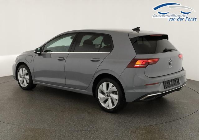 Volkswagen Golf 1.5 TSI eHybrid 150 kW Edition 50 Golf VIII 1.5 eHybrid Style, AHK, Navi, Kamera, Side, LED-Plus 