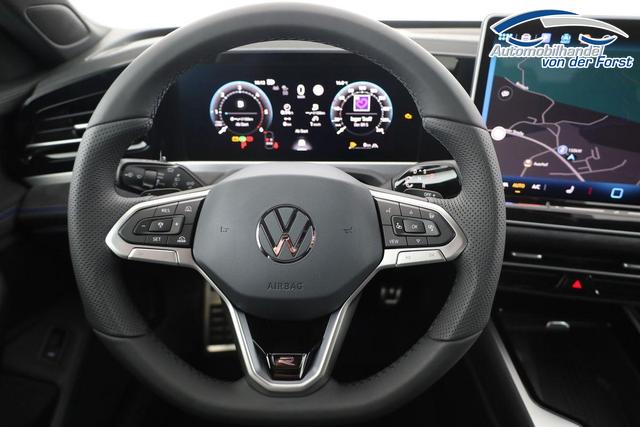 Volkswagen Passat Variant 2.0 TDI 142 kW 4Motion R-Line Passat Variant TDI DSG 4M R-LINE Black, AHK, HUD, Side 